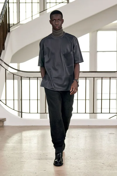 Look 19